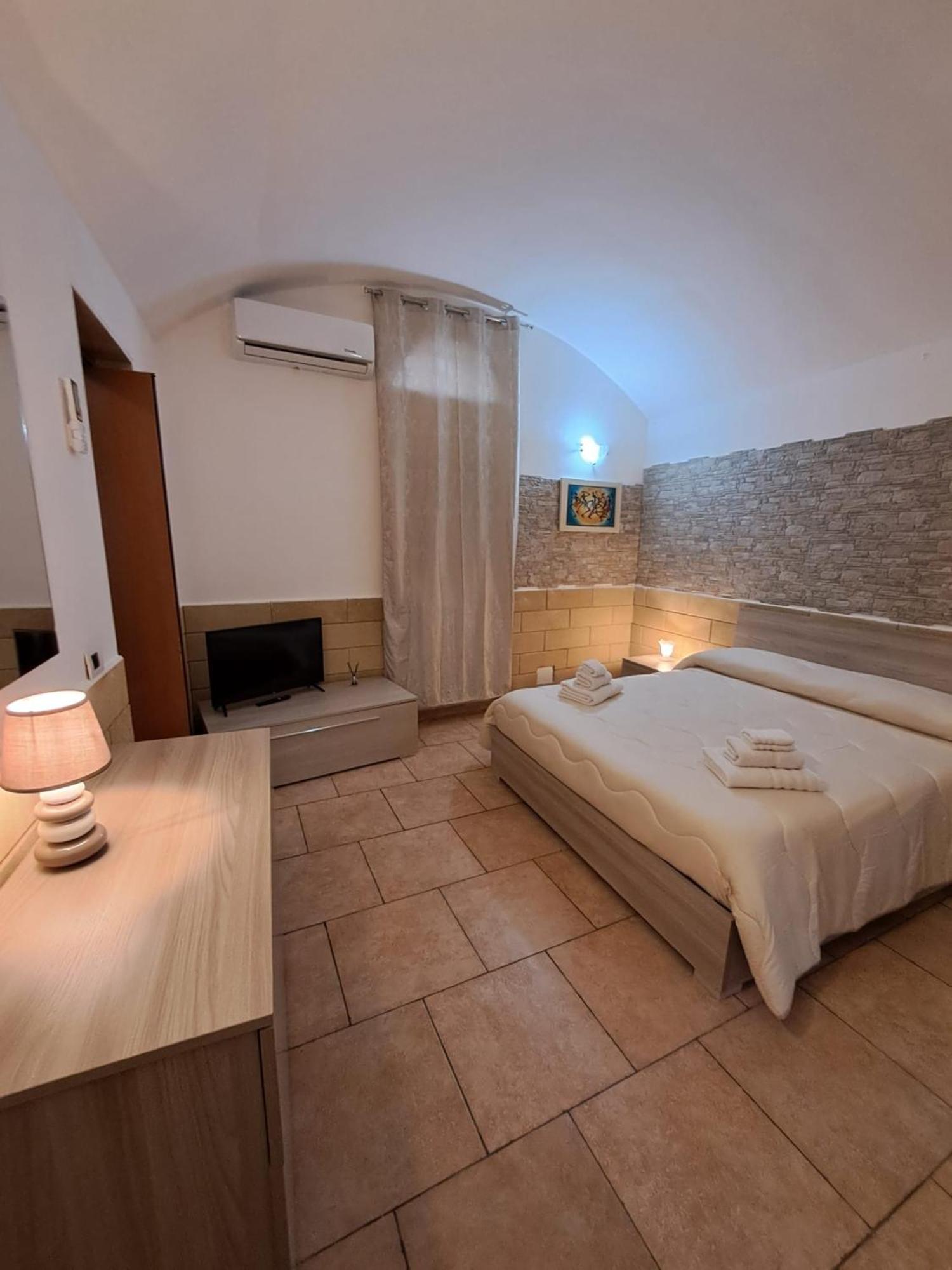Sapore Di Mare House Бари Екстериор снимка